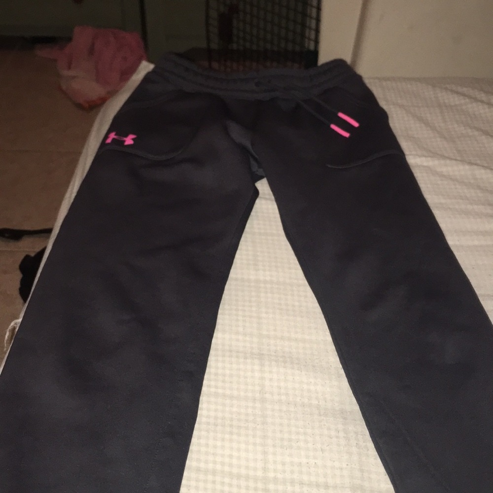 Grey underamour track / sweat pants